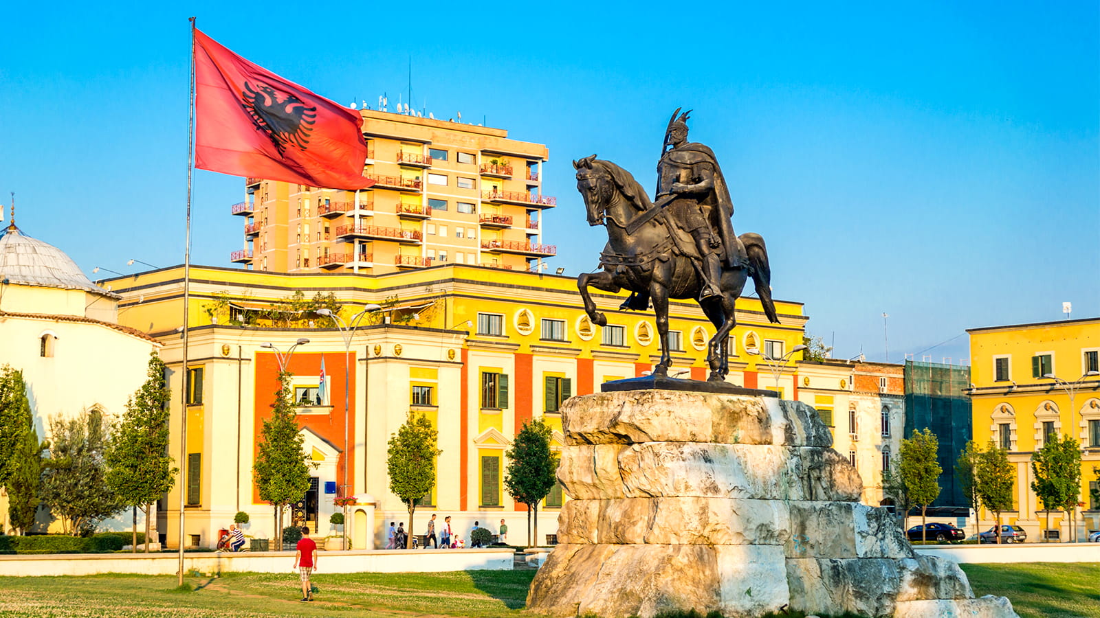 Praca-Skanderbeh-Tirana 