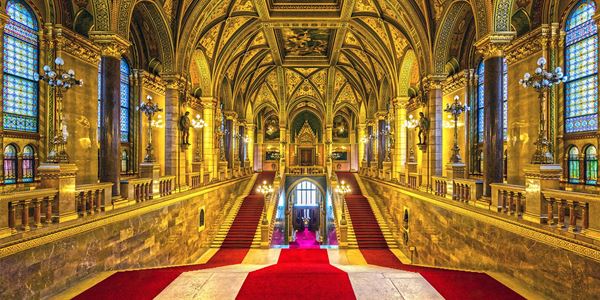 Interior-Parlamento-Budapeste 