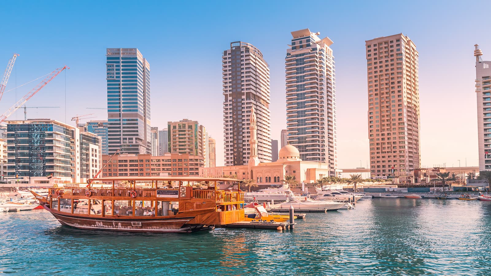 vista-dubai-barcos-tradicionais-creek 