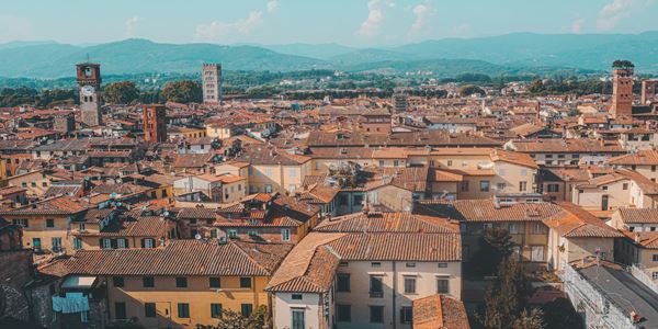 Lucca-itália-centro-histórico 