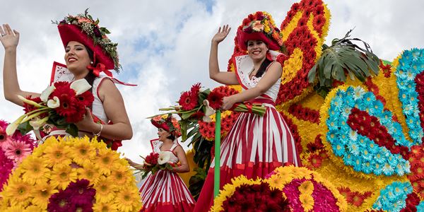PARTIDA GARANTIDA - Festa da Flor Madeira - À La Carte