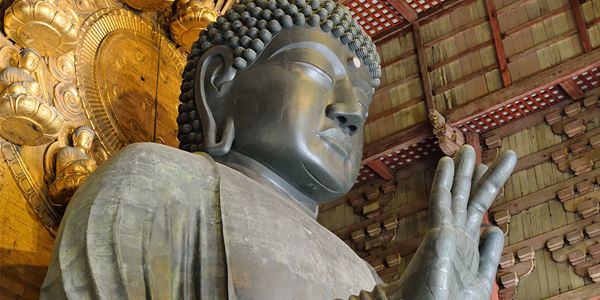 Grande-Buda-Nara 